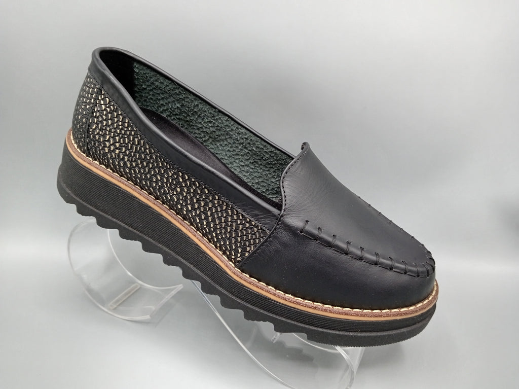 Mocasín Negro Suela Negra ADDIC AND6069NESNE