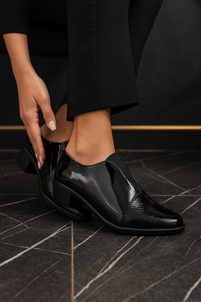 Mocasín Ejecutivo Charol Negro ADDIC NZF136CGNE