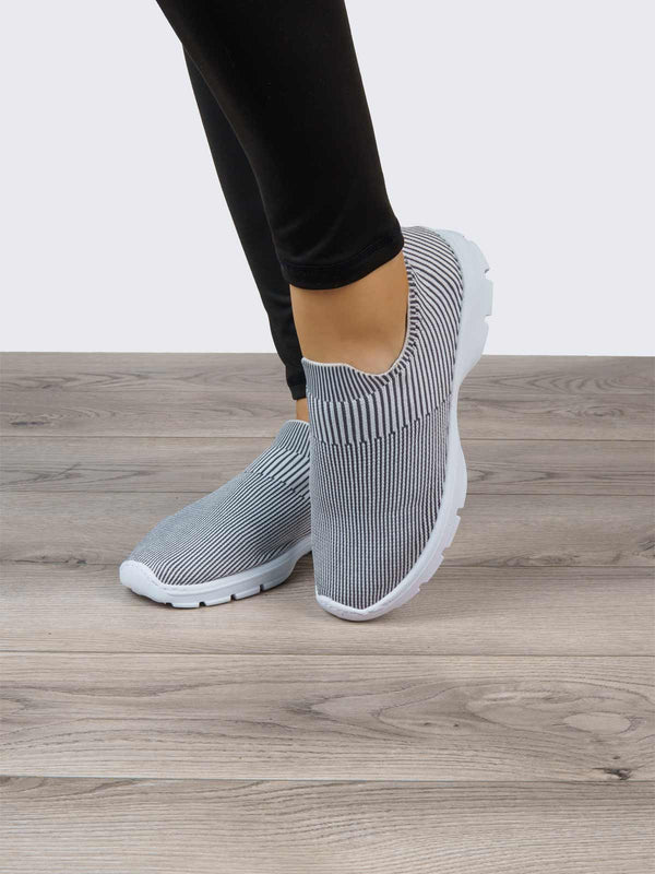 Tenis Casual Gris Rayas Blancas ADDIC SIN800GR