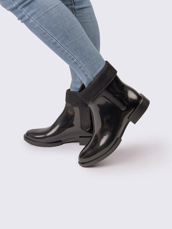 Bota de Hule Negro ADDIC SUP02NE